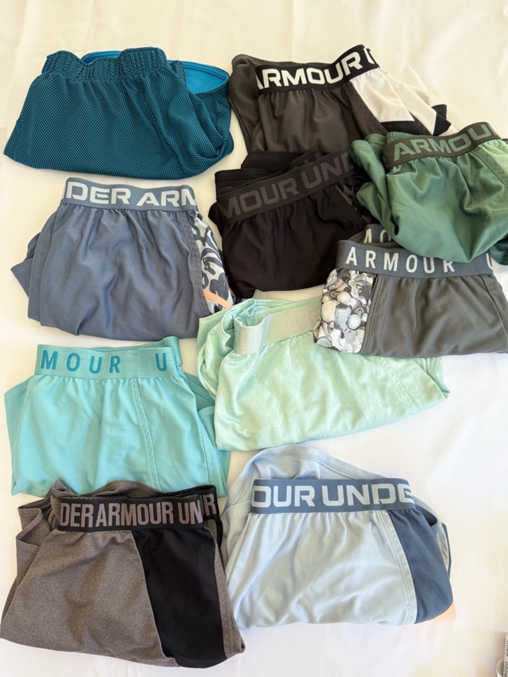 Under Armour Womens Large Shorts Bundle - Teal, Black, Gray, Green